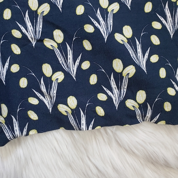 LOFT Valley Floral High Waist Shorts - Picture 12 of 12